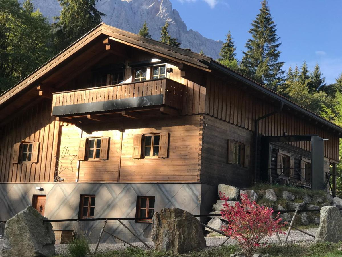 Chalet S - 5 Sterne Luxus Ferienhaus Direkt Am Eibsee Und Zugspitze Grainau Exterior foto
